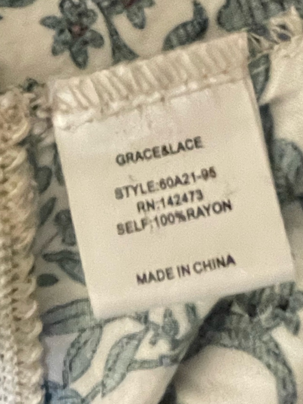 Grace & Lace Floral Patchwork V-Neck Dress Sz S - Picture 5 of 5